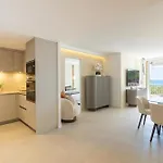 Ref 1981 - Sea View Palm * Cannes