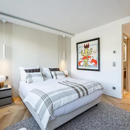 Ref 1981 - Sea View Palm * Cannes